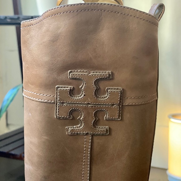 TORY BURCH Excellent Condition! - Picture 16 of 16